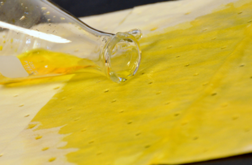 Spilfyter危險物質(HAZMAT)雙用吸液棉示意圖