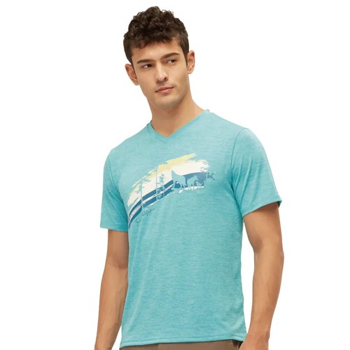 男 V領印花短袖排汗衣 狼家族概念T恤『翠藍』示意圖