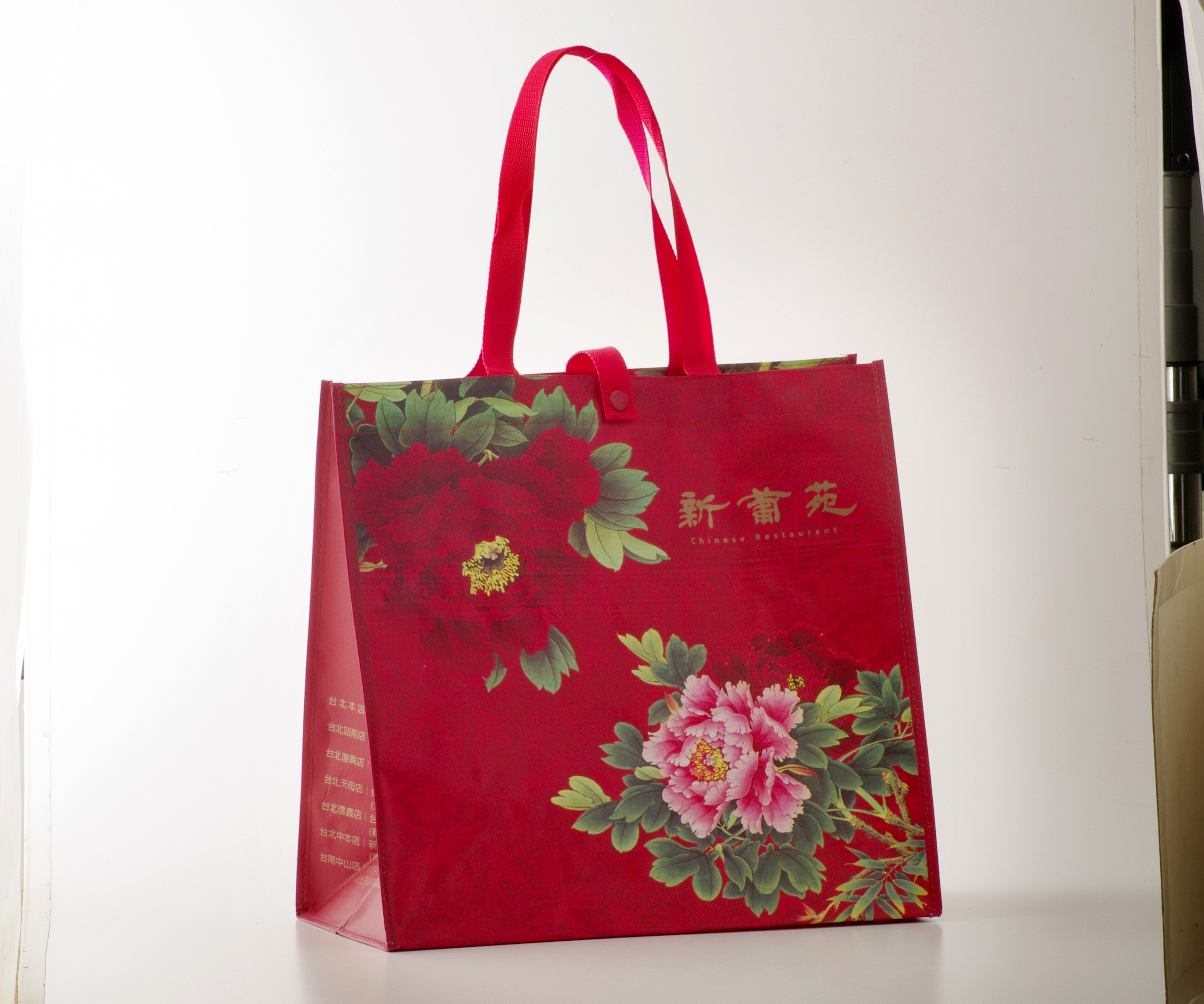 如何選擇印刷購物袋的最佳設計風格