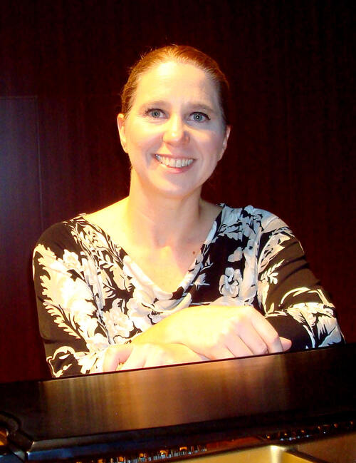 Dr. Libby Vanatta<small>麗比．彿娜蒂<br>2013</small>示意圖