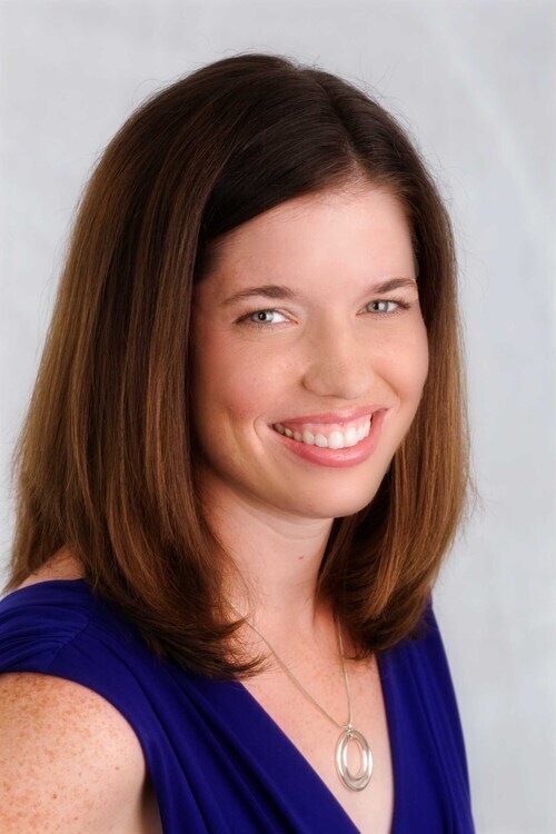 Dr. Jessica Koebbe<small>2018</small>示意圖